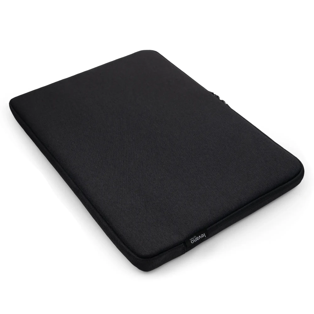 Etui Varia 15,6" – widok z ukosa