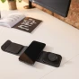 MagSafe Wallet 3w1 przy monitorze na biurku