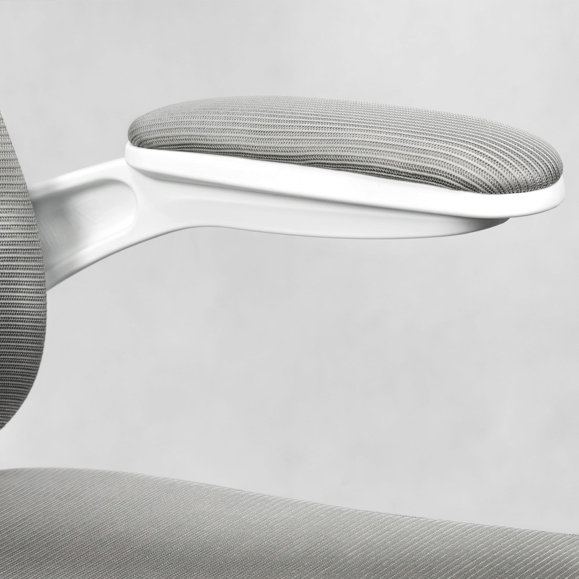 Składane podłokietniki