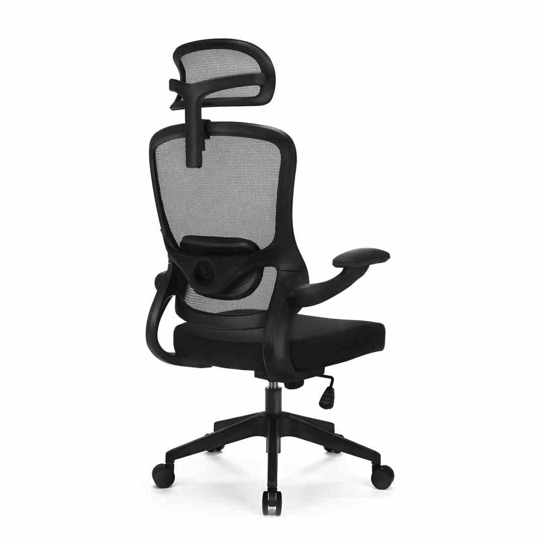 Elegancki design i podstawa fotela